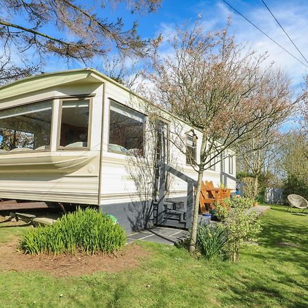 Fron Dderw Caravan Холихед Экстерьер фото