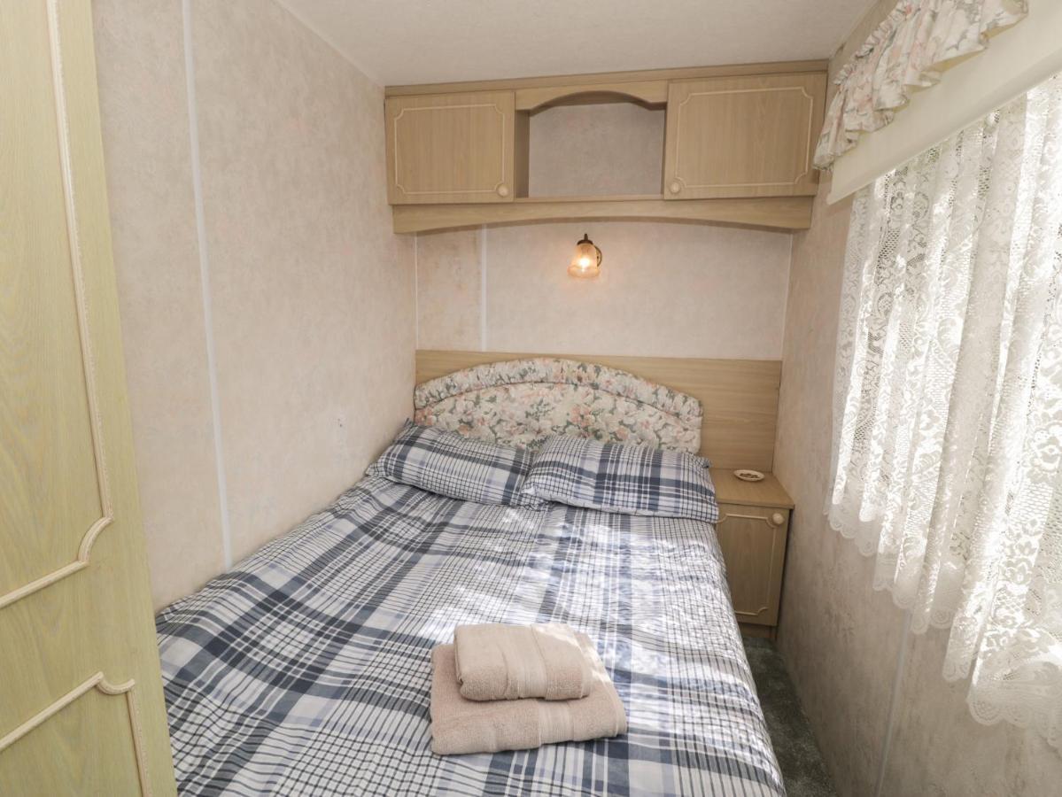 Fron Dderw Caravan Холихед Экстерьер фото