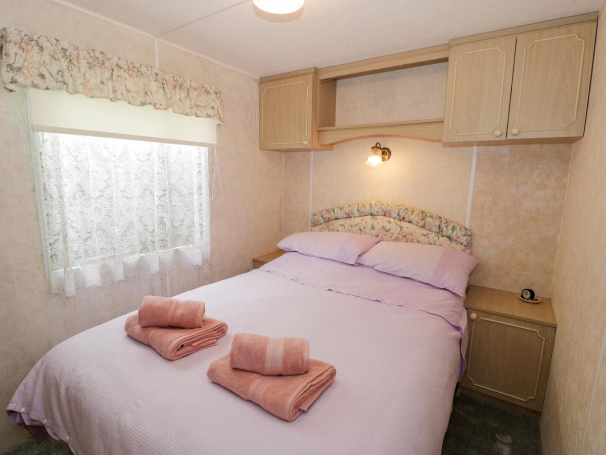 Fron Dderw Caravan Холихед Экстерьер фото