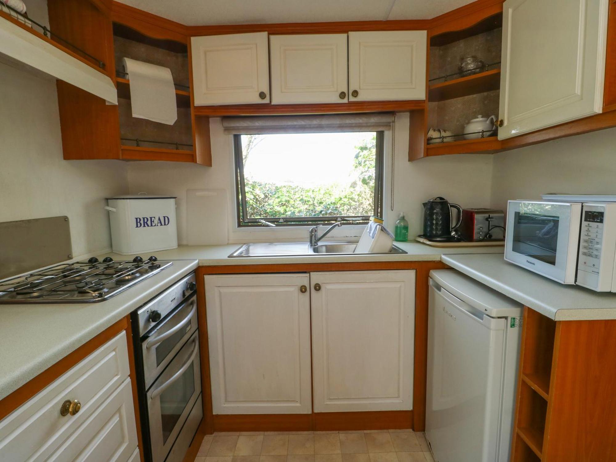 Fron Dderw Caravan Холихед Экстерьер фото